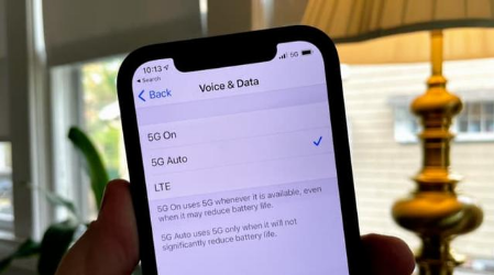 临潭苹果手机维修分享iPhone 12如何打开或关闭5G网络 
